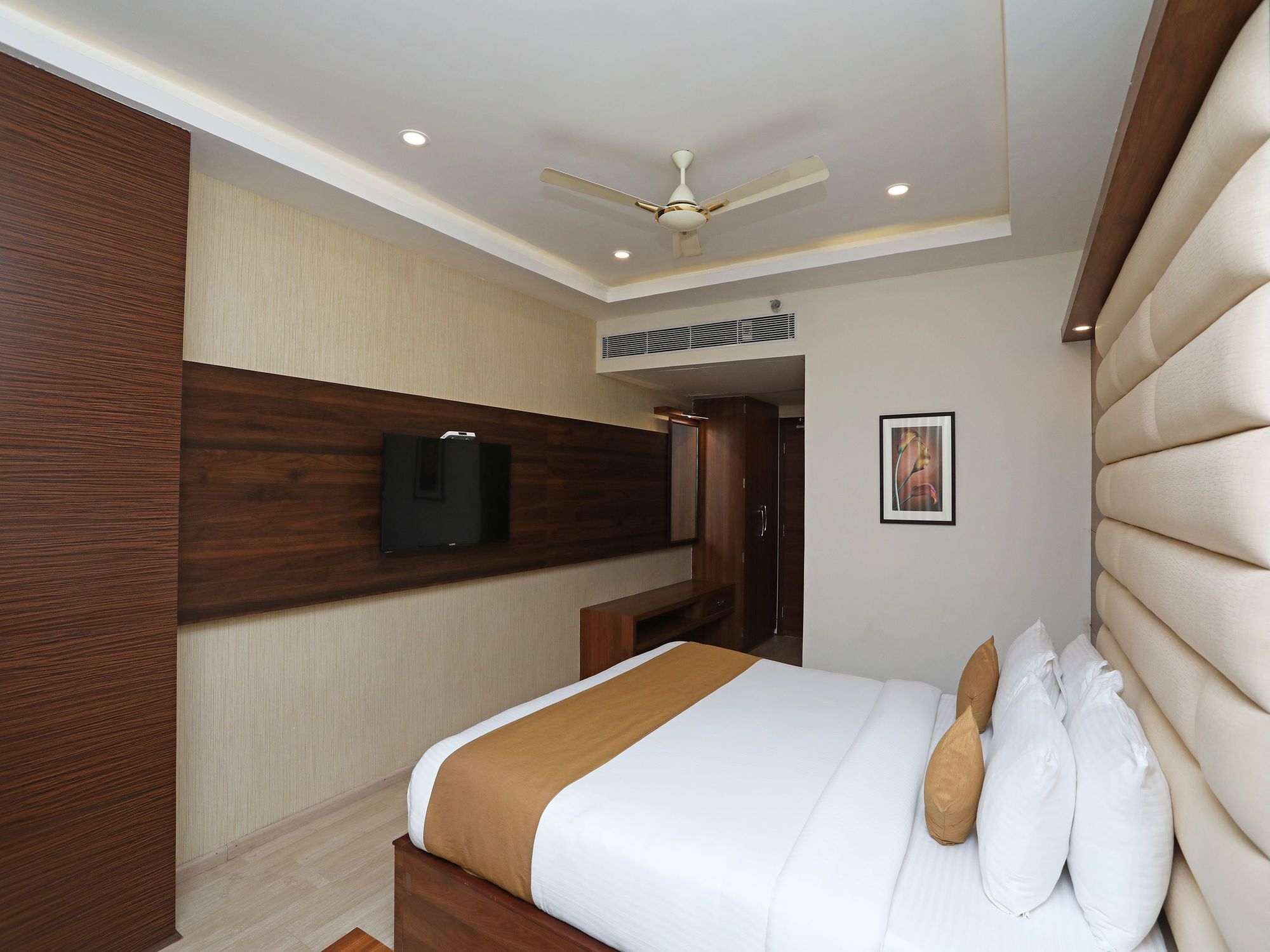 Oyo 16835 Stayotel Kolkata Airport 外观 照片